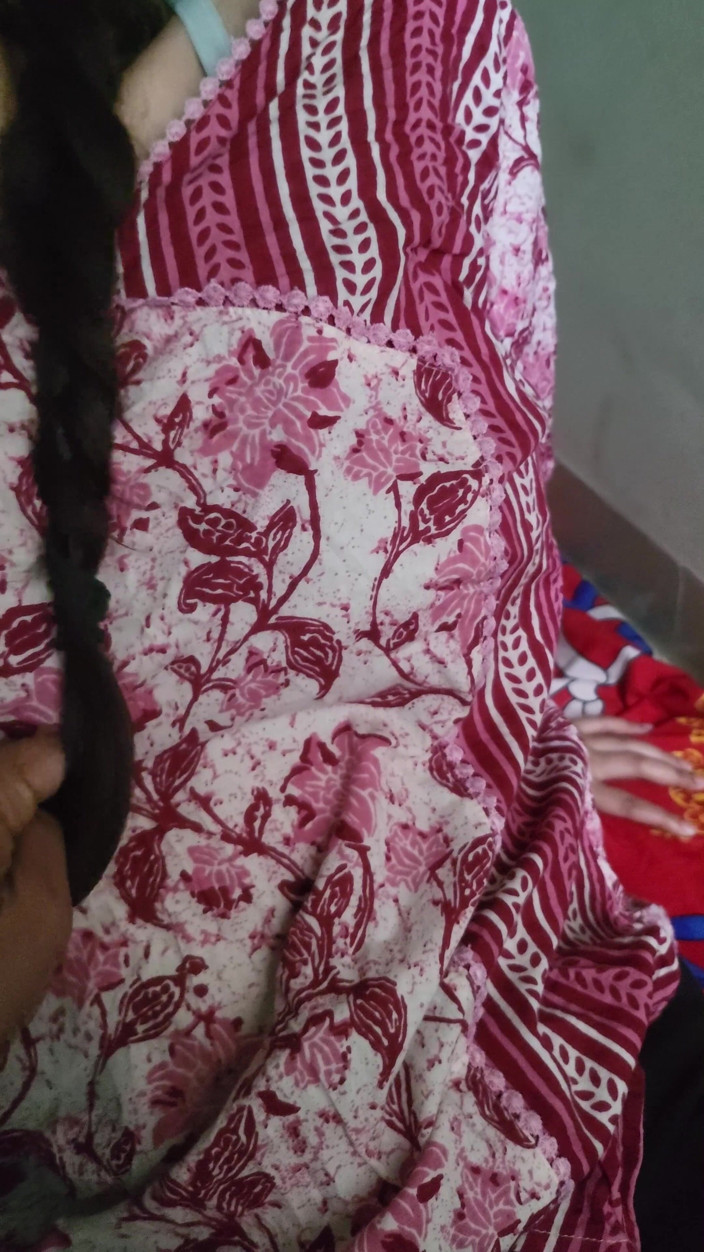 jaanvikapoor2580: Video xxx pepek ketat kampung India, awek desi kampung dengan...