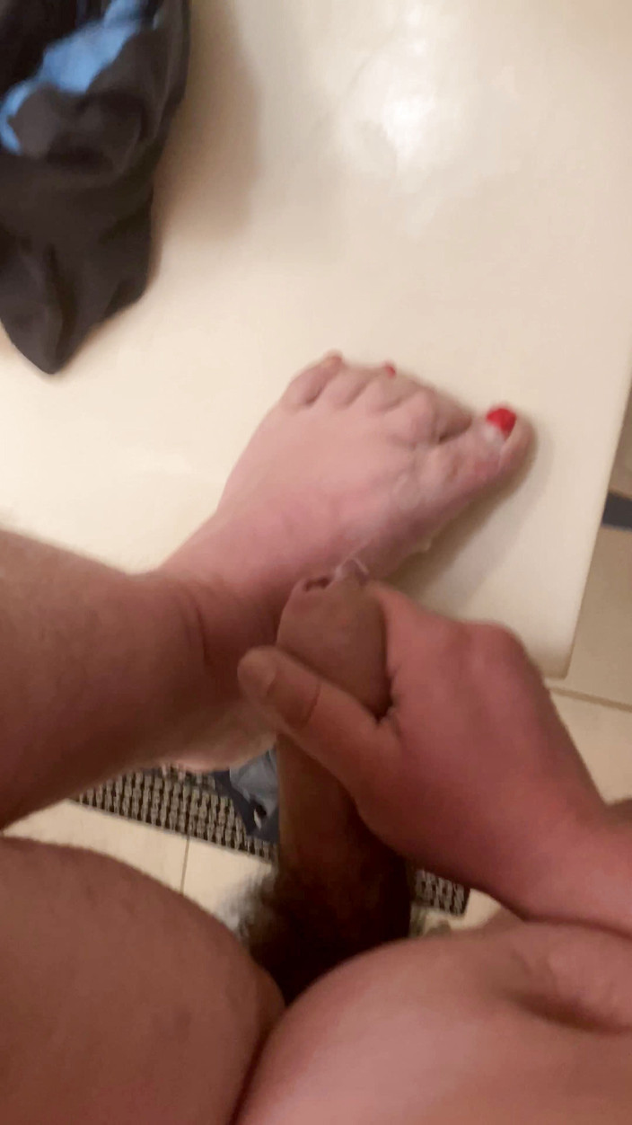 Jennysparkless: Sborro sulle mie dita dei piedi