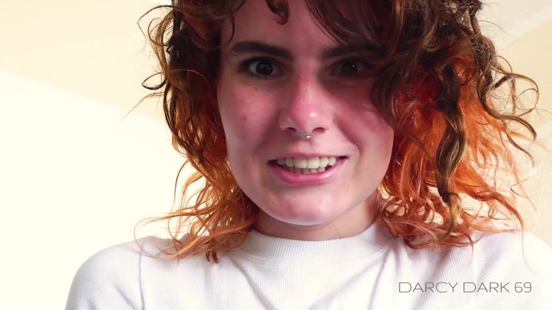Darcy Dark: 和一个披萨男做爱