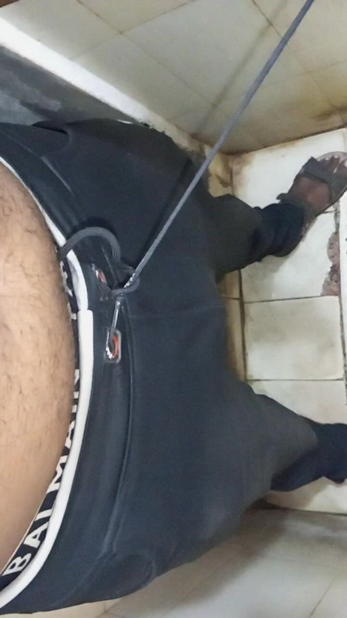 Sweet Indian cock: Meine Desi: masturbation mit großem schwanz mit kondom