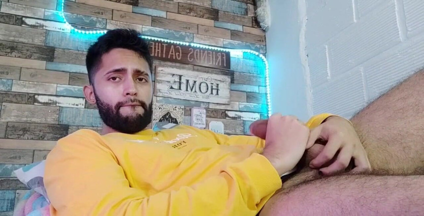 Camilo Brown: Jerking off, lots of precum, hard as rock and strong...