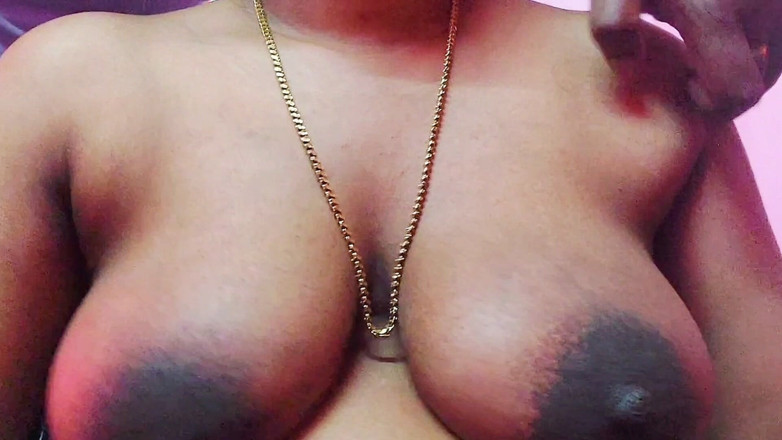 Desi Mohini: Desi arrapata matrigna indiana arrapata fa sesso con il figliastro