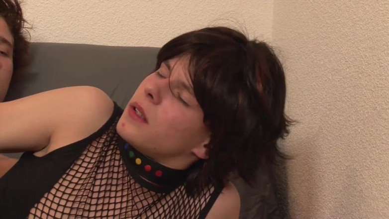 Gay X: Fidanzati anali - vol. # 52 - (100% anale... senza preservativo)