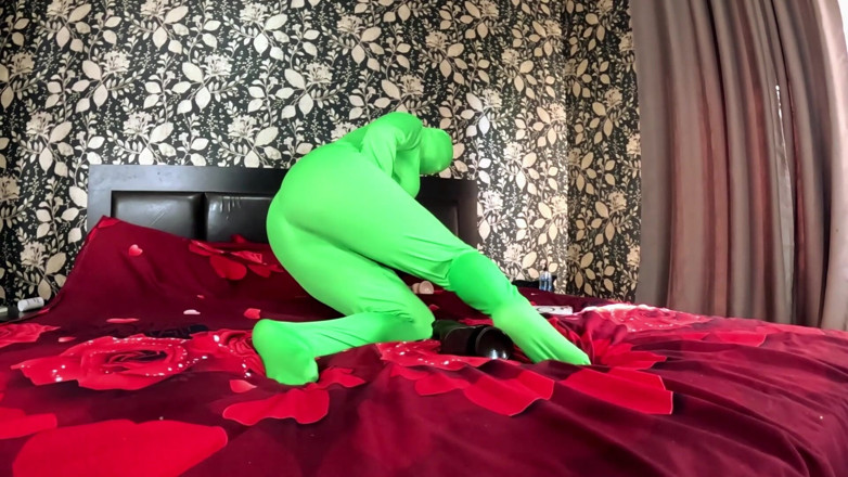 MilfyCalla: Full Zentai Encasement Toy Play. BBC Dildo Tease, Pussy Slaps...