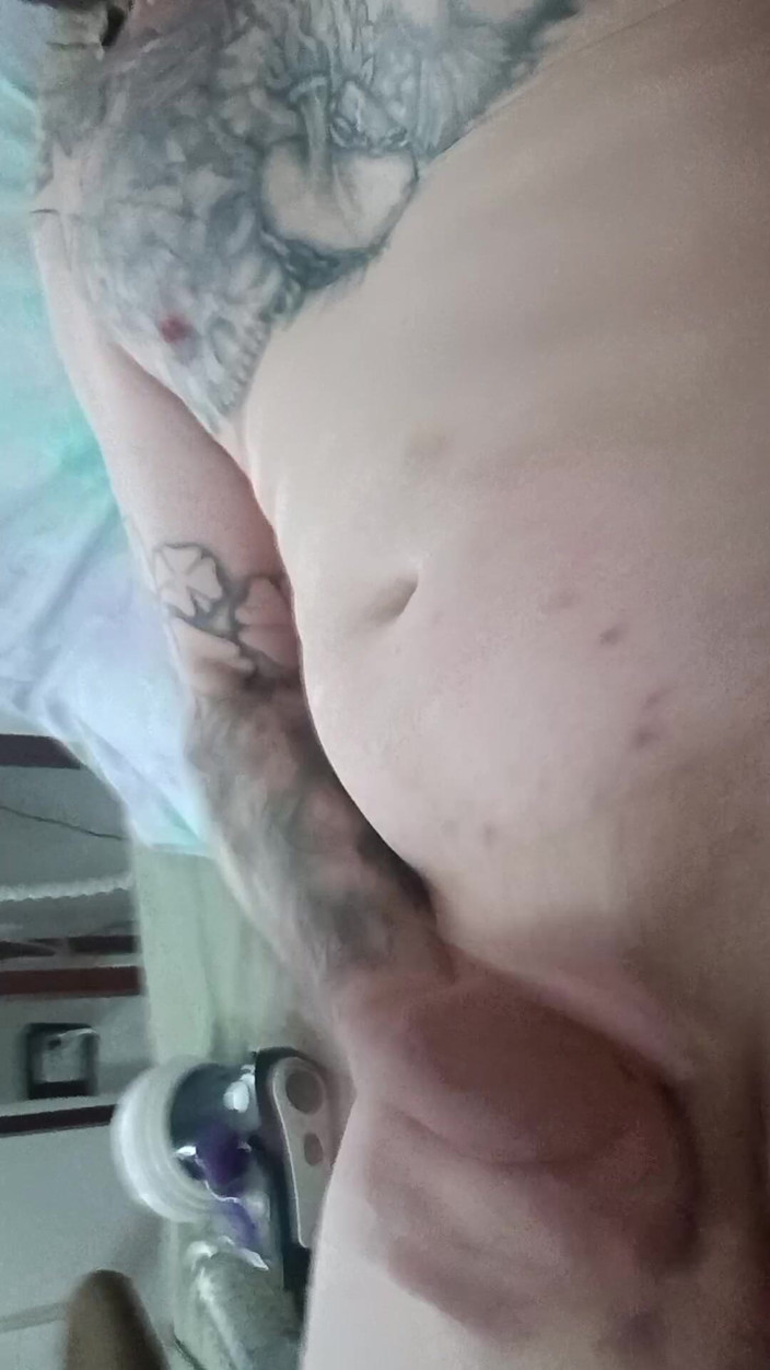 Sexy Daniel: Nog een penispomp