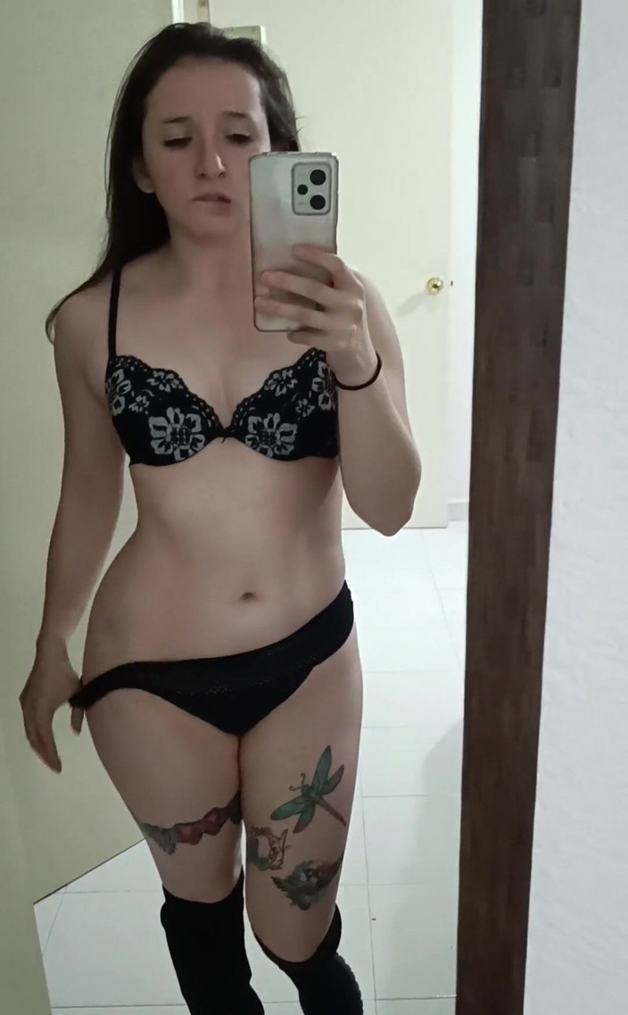 Candy Camille: Tu aimes ma lingerie ?