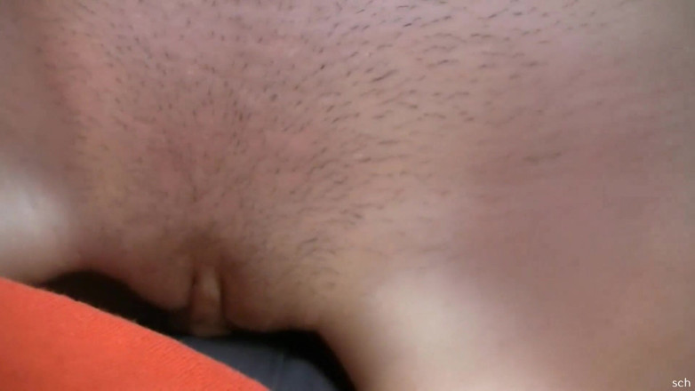 Hard raw sex: Düz memeli piliç sevgilisiyle sikişiyor