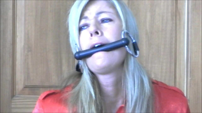 Selfgags classic: Styvmammas val: Vilket munknull ska jag använda på min bratty...