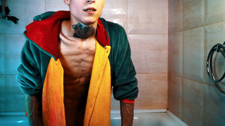 HotDogs studio: Dragon kigurumi und badespiele (sperma)