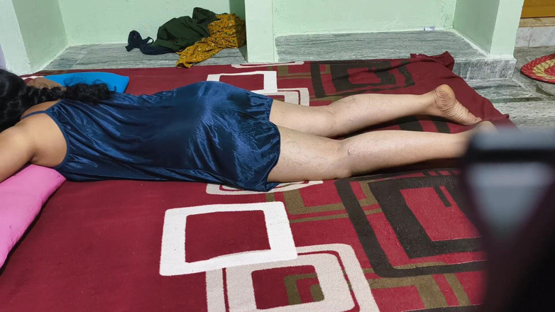 Sexy sindu: Seksowna żona Desi ostro zerżnięta przez męża