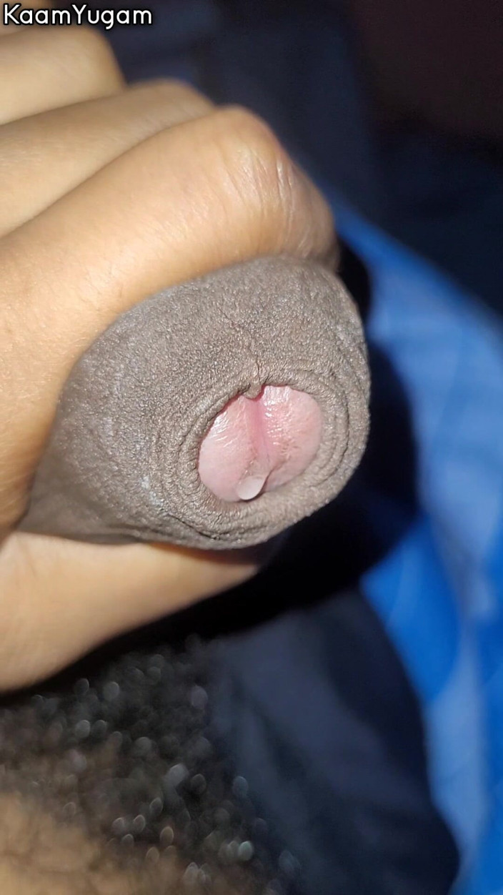 KaamYugam: Amateur Village Boy Masterbating on Bed