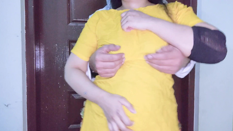 Faryal: No te daré la bola, haré Mujra - india Mujra Songmaza...