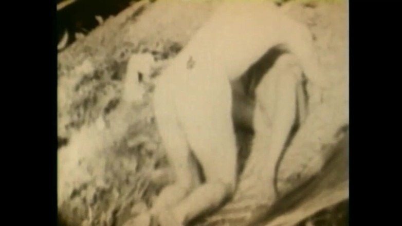Vintage megastore: Istri nakal dan tante seksi dientot habis-habisan sama kontol besar...