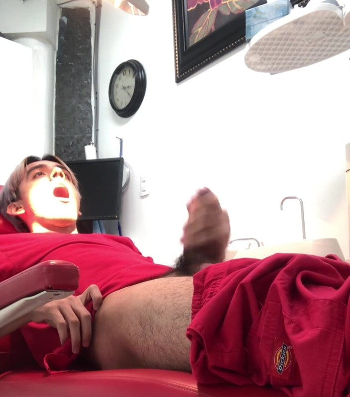 Miguelo Sanz: nsfw no trabalho