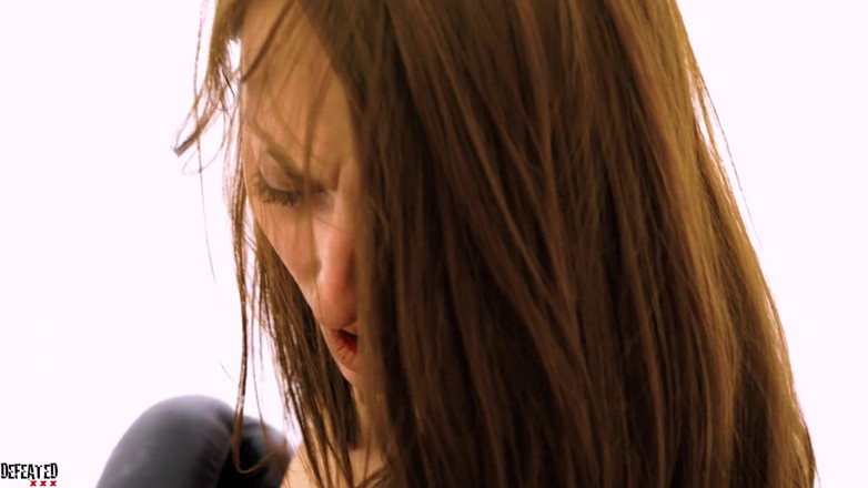 Defeated Sex Fight: In lady Dee vs Kety ist eine heiße teenagerin im...
