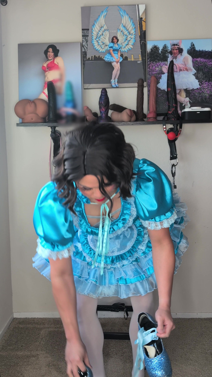 Sissy Candy: Bersedia dengan Pembantu rumah Banci Candy!