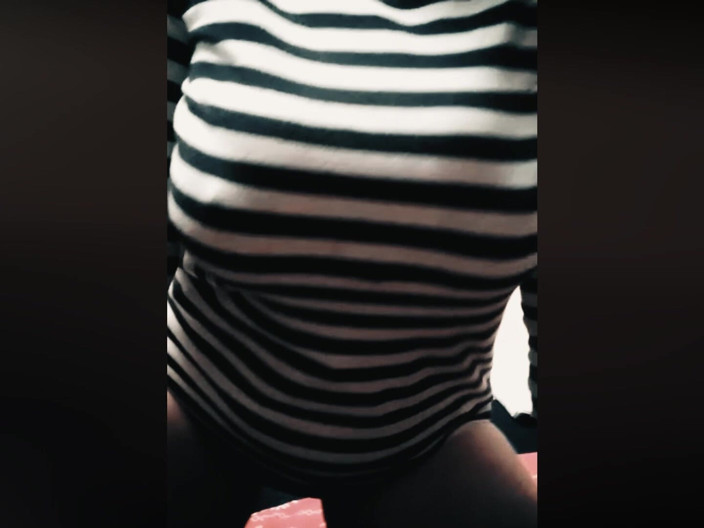 Mr_geenx: Réel, une belle-mère a passé la nuit dans la chambre...
