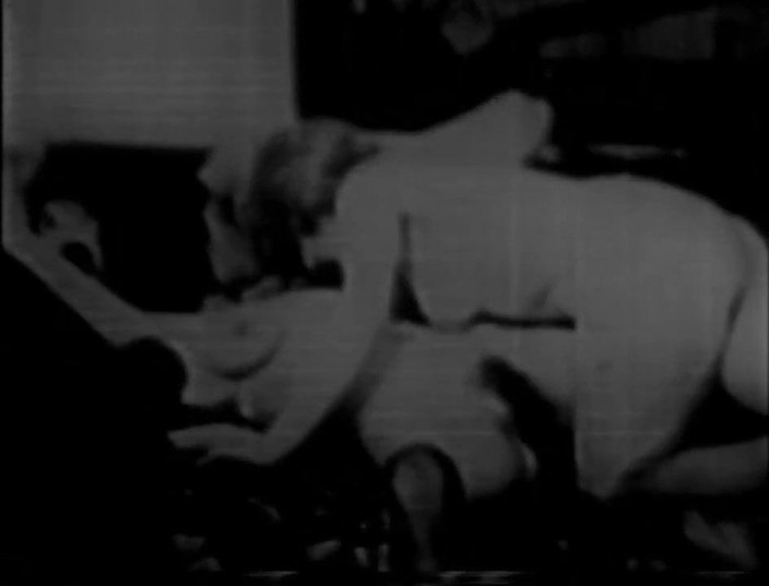 Vintage megastore: Film bercinta threesome jadul yang sangat tua
