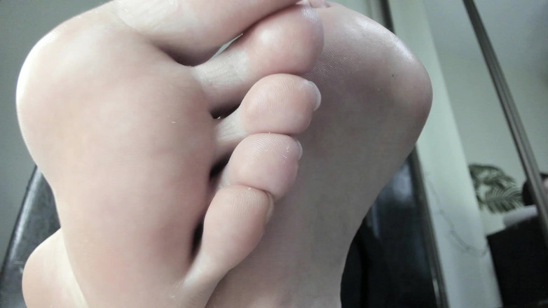 Feet lady: Так близько