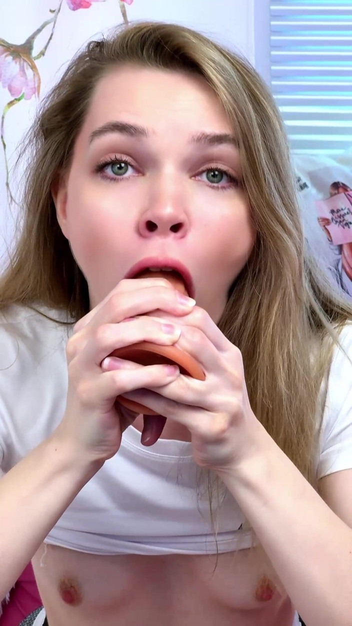 Kinky Passion: И тогда я жестко отсосу твой член