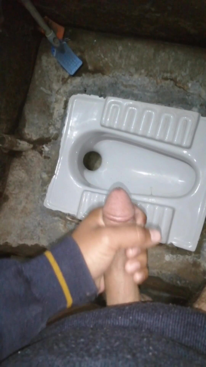 Zee: Un ragazzo del college si e' fatto sesso con oltre 18+...