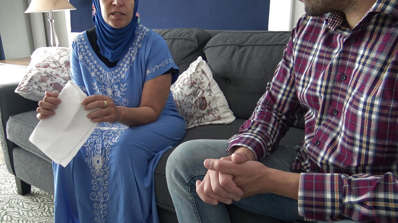 Souzan Halabi: Muslim Woman Gives Rimjob During Job Interview