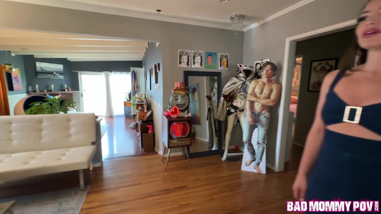 BadStepFamilyPov: Mandy Waters uwodzi pasierba Luscious MILF Steamy Affair