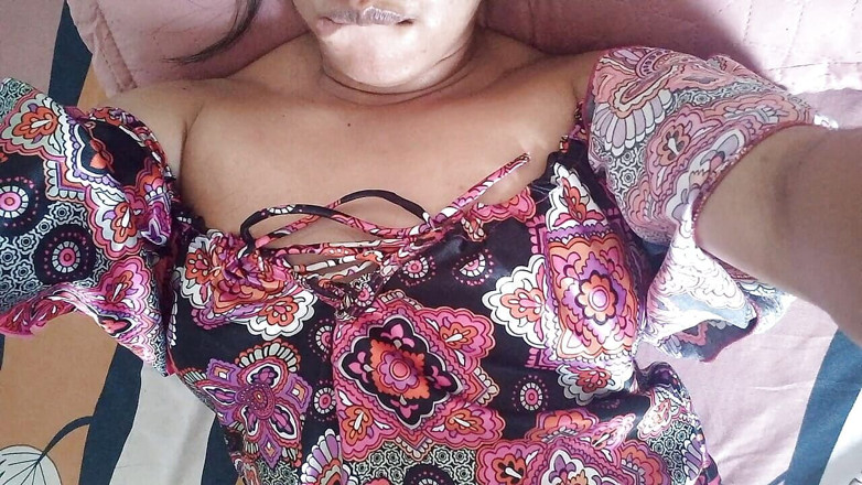 PATY PATY: Se queda en casa para esperar a su padrastro, Sin...