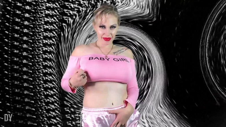 Goddess Misha Goldy: Una stupida idiota come te farà tutto ciò che ordinerò!...