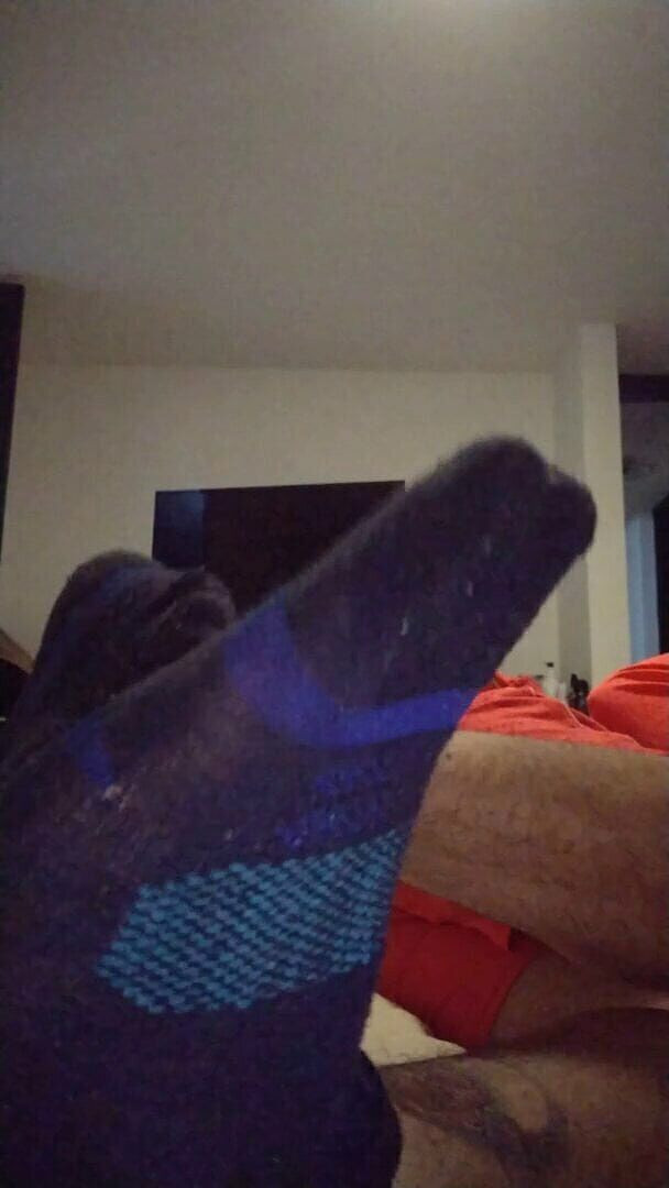 Tomas Styl: Gros pieds latinos pour sucer