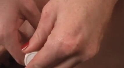 BB blowjobs and fucking: LA Inked bebê masturba e chupa para 2 grandes cargas de...