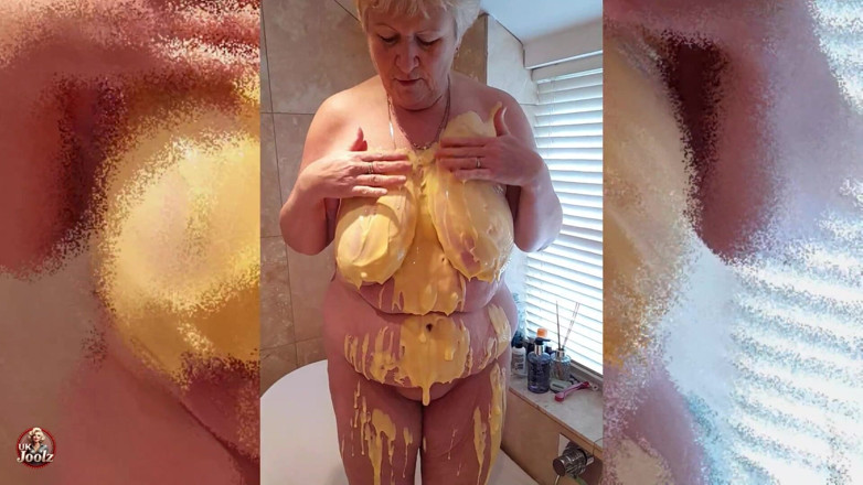 Uk Joolz: Sesiapa untuk Custard!