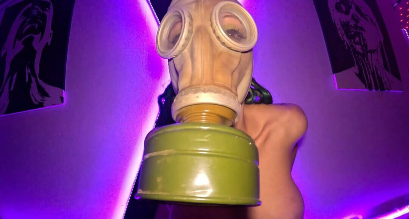 EdgesOfReality: Kontrol Nafas Masker Gas - Orgasme Mesin Ngentot