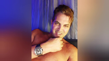 Cory Bernstein: Lelaki lurus yang curious Cory Bernstein ditangkap dalam pita seks...