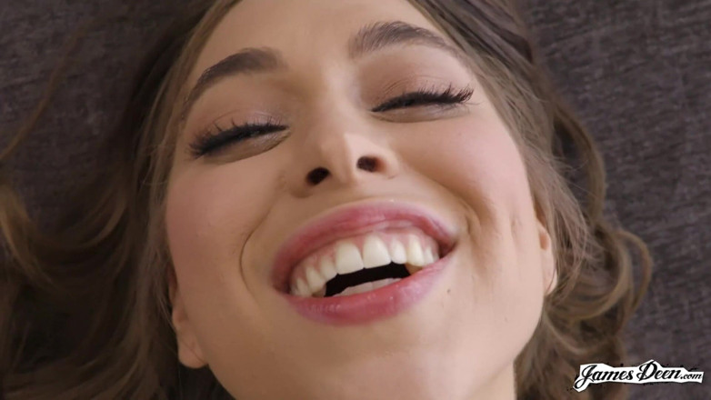 James Deen: Memek aduhai Riley reid dijilat sama james deen