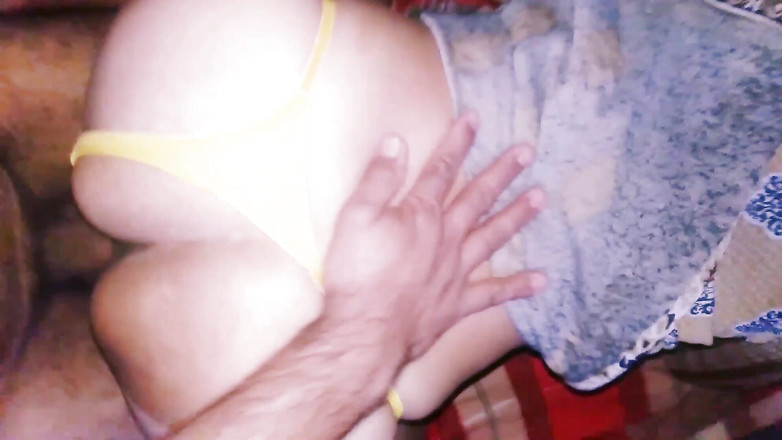 Imhot01: Velký zadek barmská nepálská sexy dívka šukání zezadu