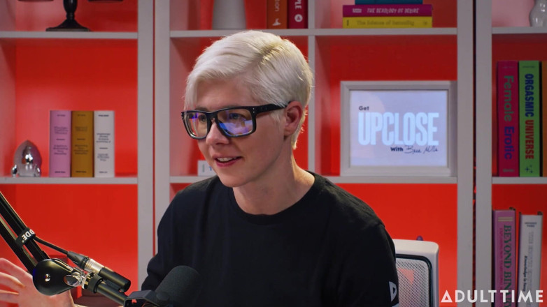 Adult Time Podcast: Leana liebt Kuschelpfützen &amp; die sexmaschine | der Erwachsenenzeit-Podcast