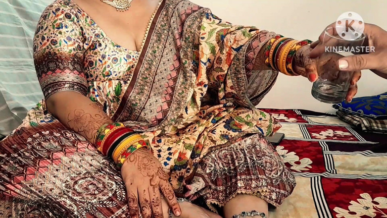 Salmaan001: Karwachauth (video anal) pantat bahenol tante seksi ini dientot habis-habisan - audio...