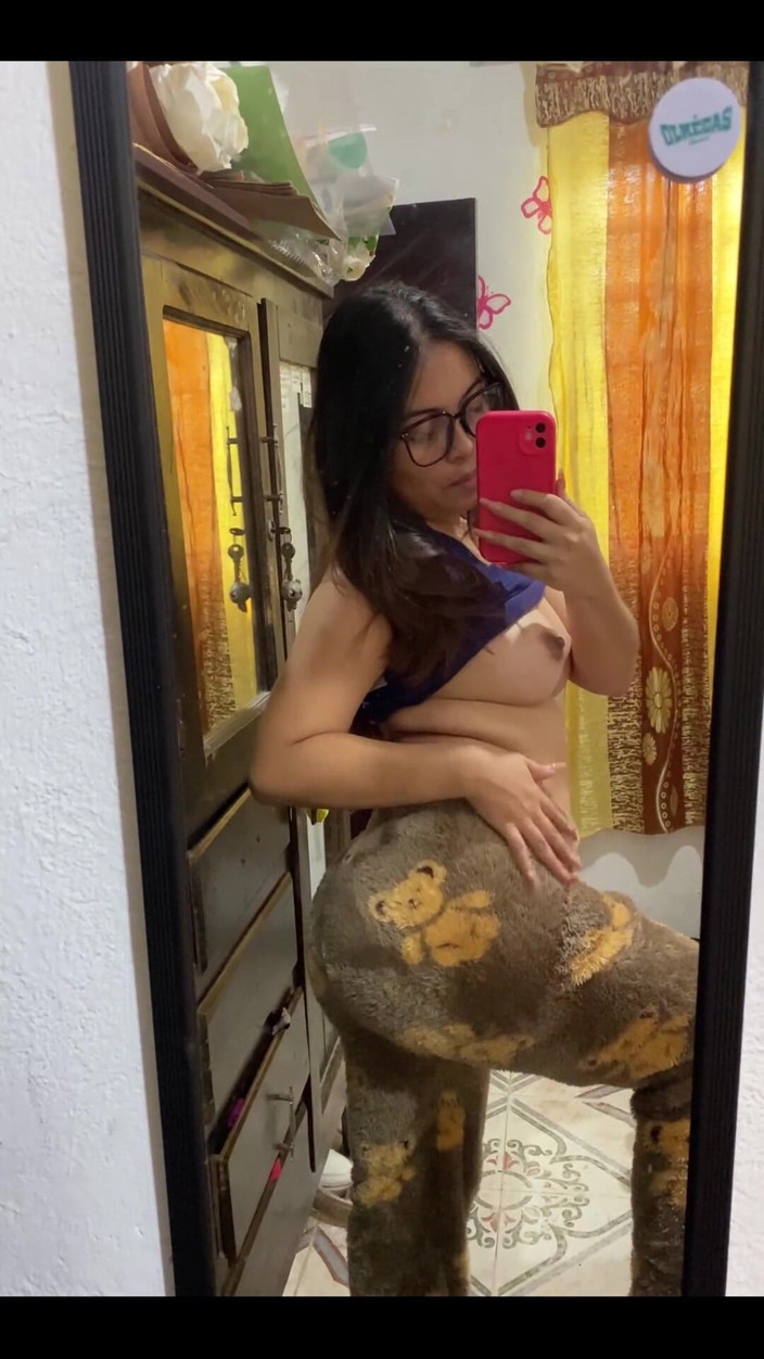 camicamilahotwife: Хто сміє прийти і отримати мене?