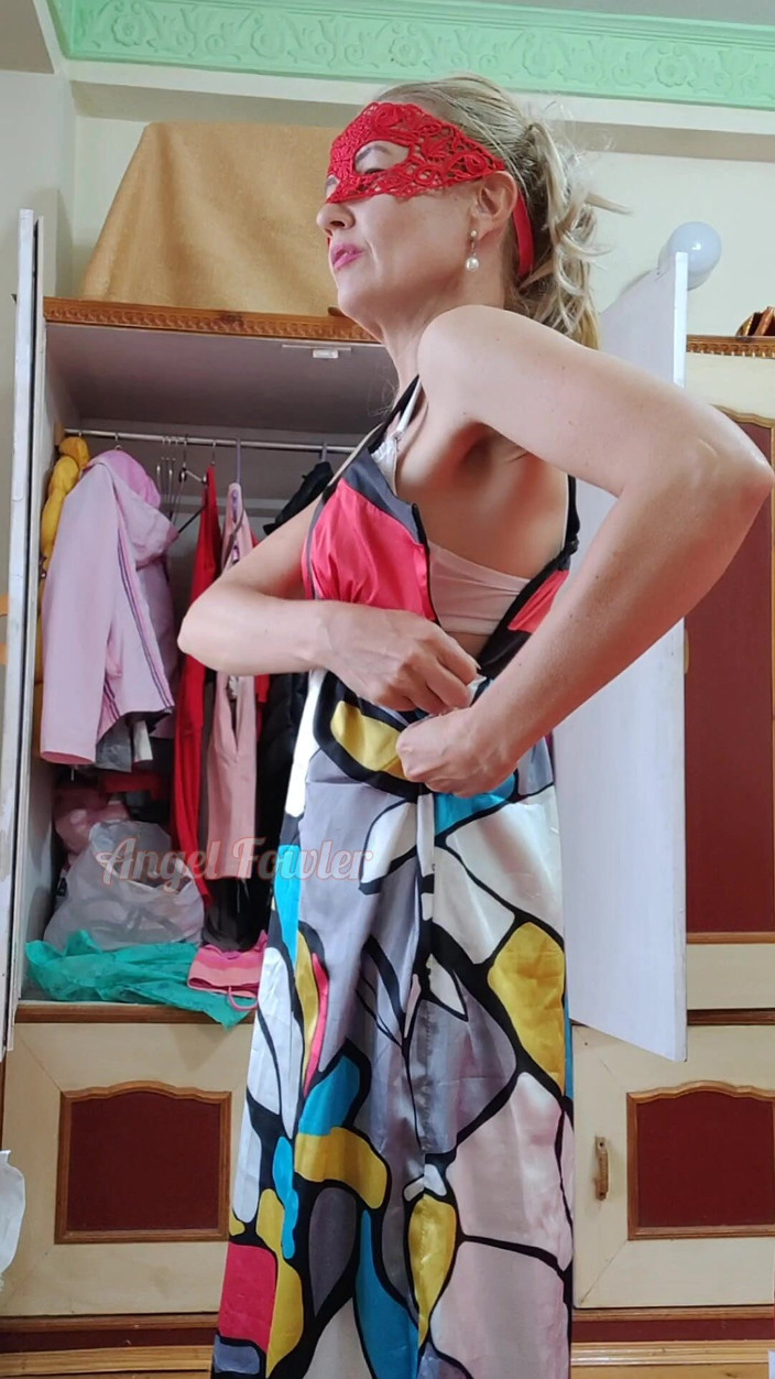 Abella Love: Probier meine sommerklamotten an