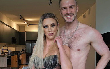 Tommy Wood XXX: Jessica Aaren 新人与漂亮的阴户第一次在镜头前