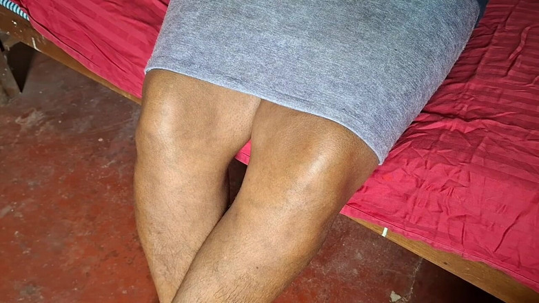 Teena New: Fantasi istri India yang super seksi