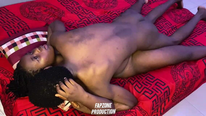 Fap zone: Ghetto dude mengebor hardcore memek basah sampai dia muncrat di...