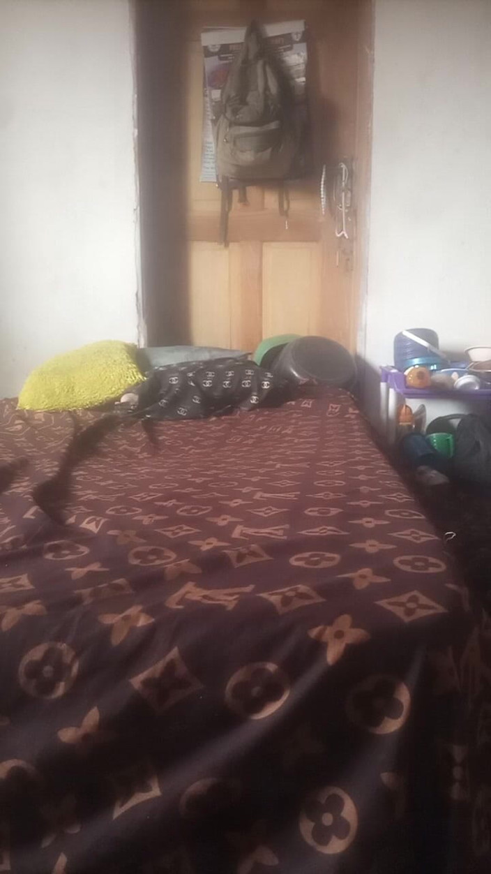 Oladi plenty tv: Înregistrare sexuală secundară la facultate cu profesori