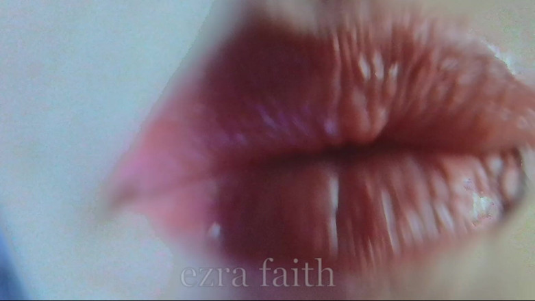 Ezra Faith: In de mond van een hongerige reuzin