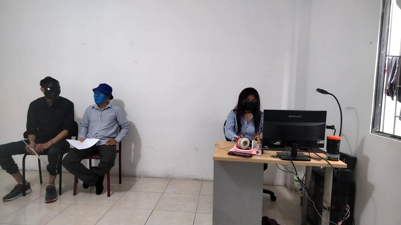 Goky: Sexi executiva fode seu novo empregado - ela dá a ele...