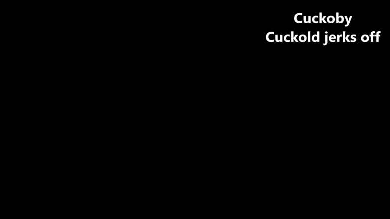 Cuckoby: Aldatılan adam karısının önünde mastürbasyon yapıyor