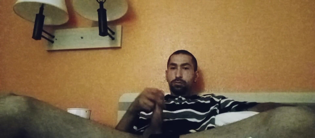 Chino's Hardick: Si accarezza sul motel