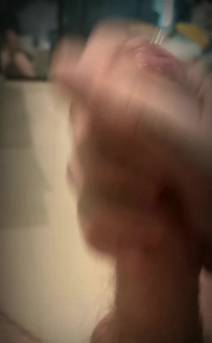 Dirty Talking Guy: J'adore me regarder prendre mon pied