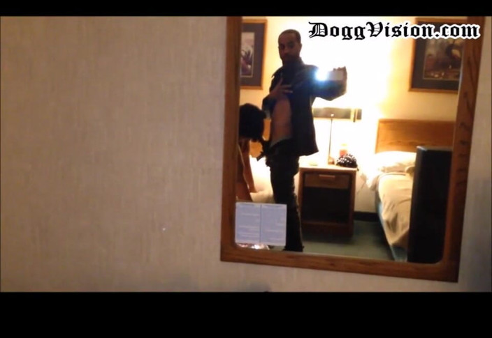 DoggVision: 逮捕された赤ん坊、継父がホテルに現れる
